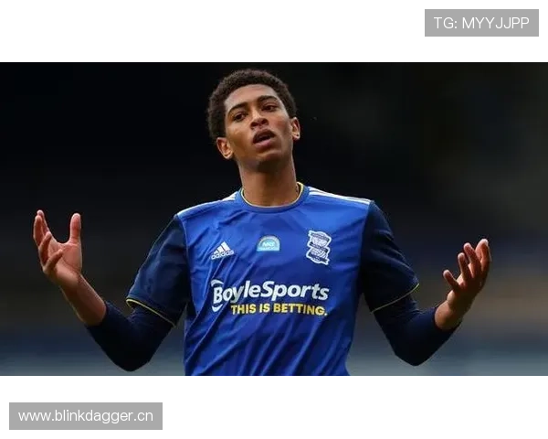 贝林厄姆16岁职业首秀的早期成名历程解析