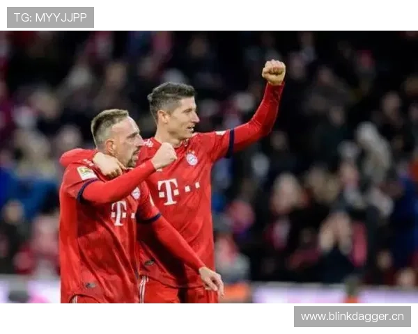 莱万与范尼：终结效率及战术角色对比分析