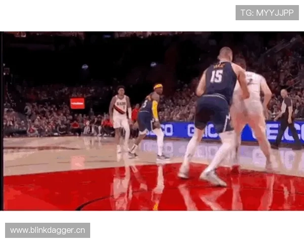 如何在篮球比赛中理解并正确运用合理冲撞区规则？